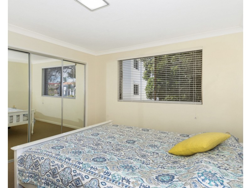 14/112 Stanhill Drive, Chevron Island QLD 4217