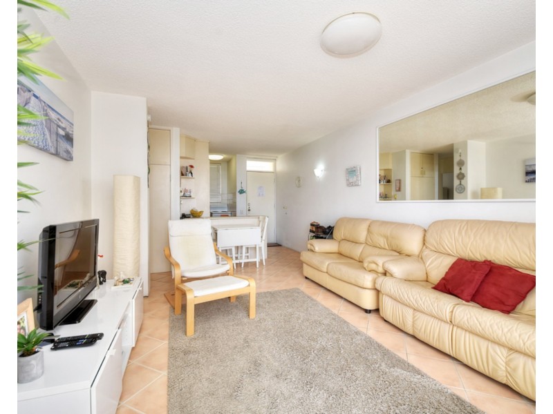 33/64 The Esplanade, Surfers Paradise QLD 4217