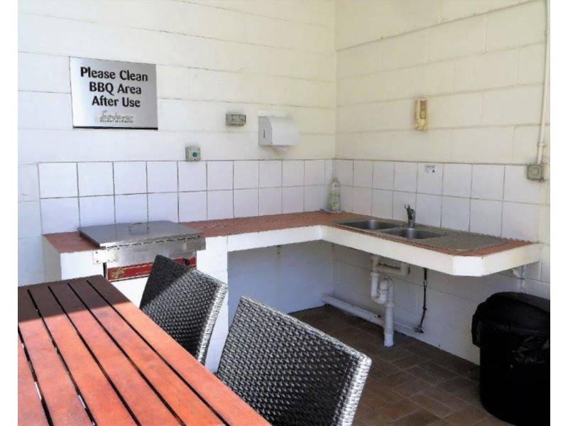 33/64 The Esplanade, Surfers Paradise QLD 4217