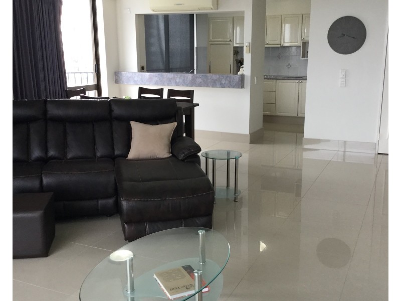 “Silverton”/2940 Gold Coast Highway, Surfers Paradise QLD 4217