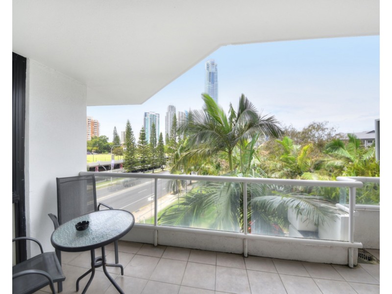 Surfers Plaza/70  Remembrance Drive, Surfers Paradise QLD 4217