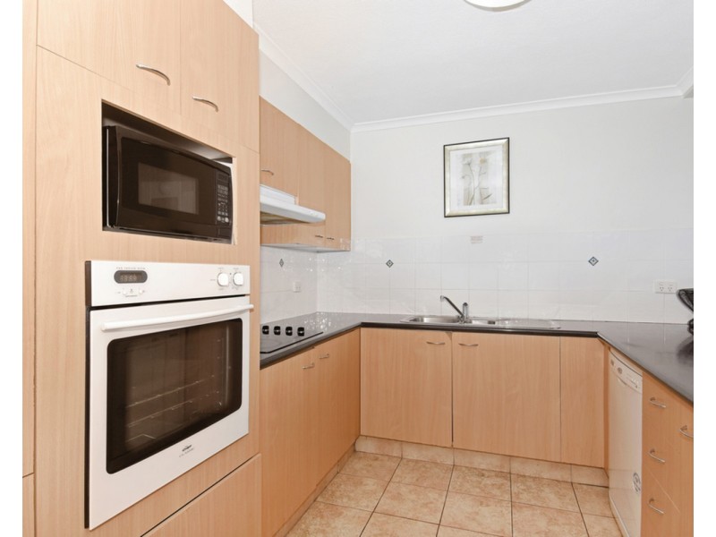 81/2940 Gold Coast Highway, Surfers Paradise QLD 4217