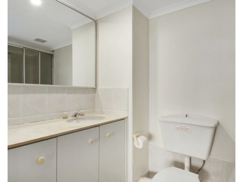 81/2940 Gold Coast Highway, Surfers Paradise QLD 4217