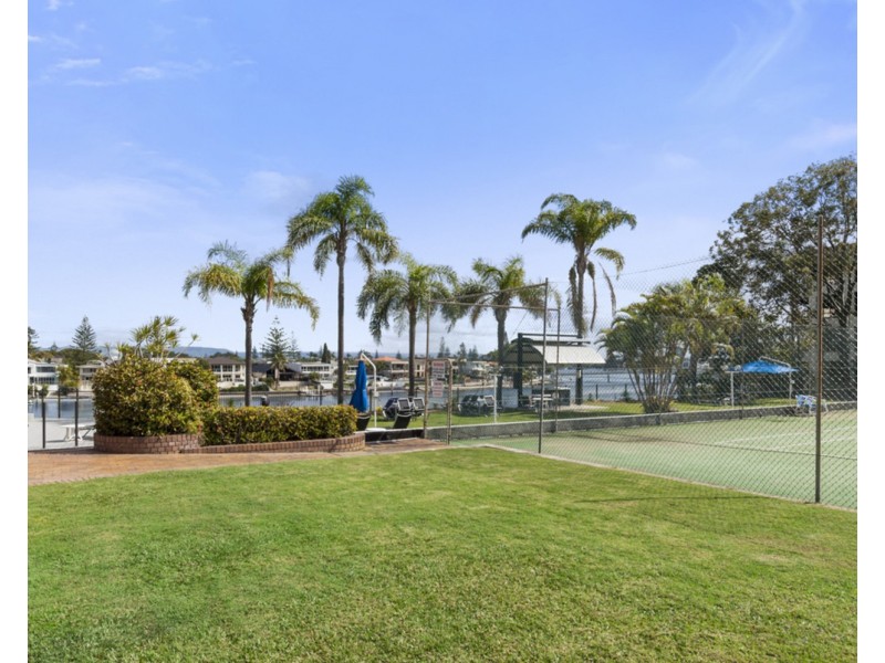 81/2940 Gold Coast Highway, Surfers Paradise QLD 4217