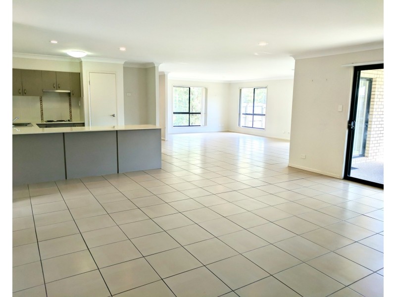 7 Andromeda Drive, Coomera QLD 4209