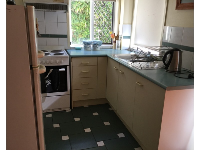 5/14 Darrambal Street, Chevron Island QLD 4217