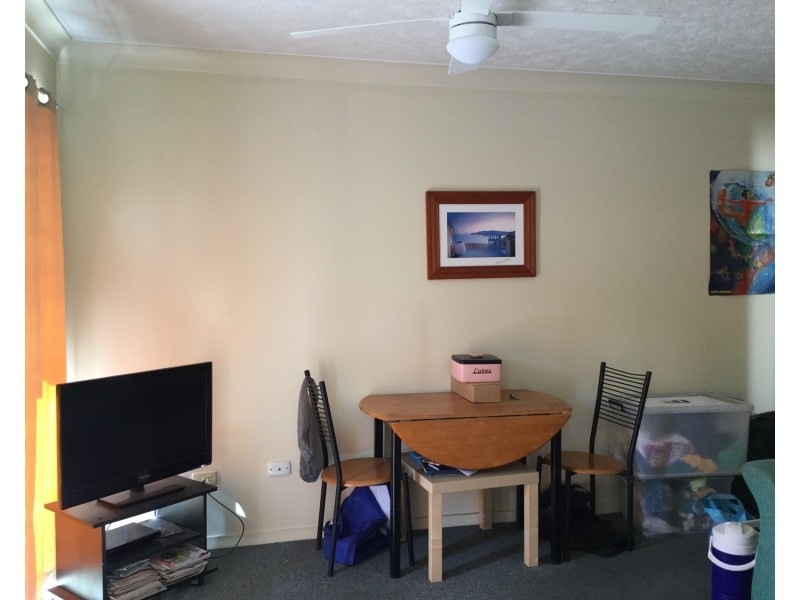 5/14 Darrambal Street, Chevron Island QLD 4217