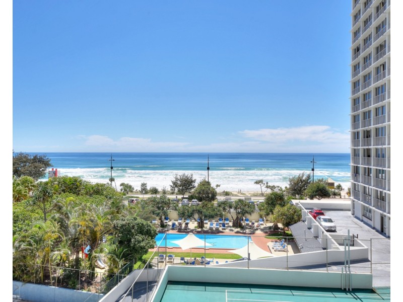 18/7 Elkhorn Avenue, Surfers Paradise QLD 4217