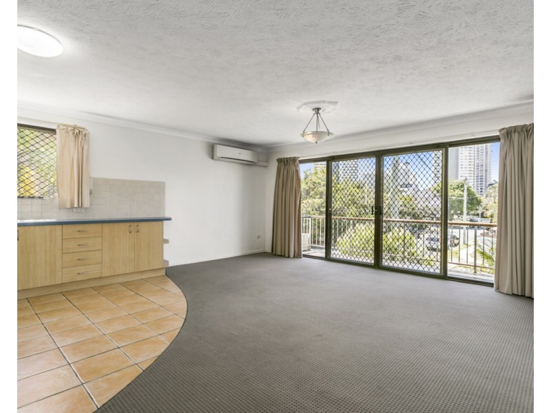 12/26 Stanhill Drive, Surfers Paradise QLD 4217