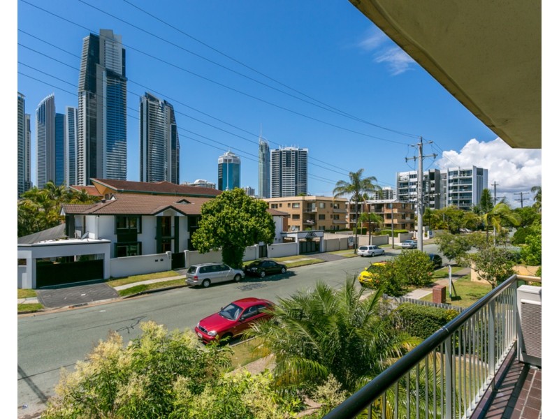 12/26 Stanhill Drive, Surfers Paradise QLD 4217