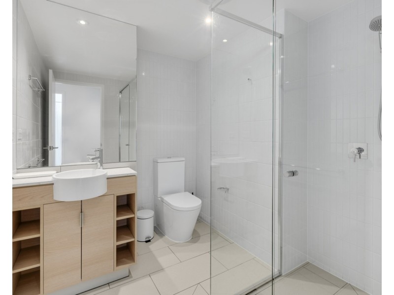 50 Surf Parade, Broadbeach QLD 4218