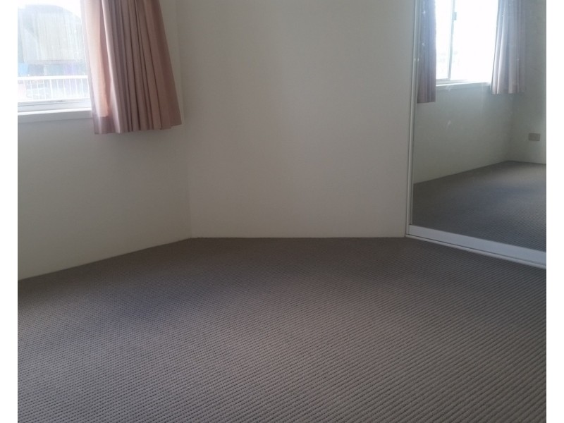 “Mandalay”/33  Old Burleigh Road, Surfers Paradise QLD 4217