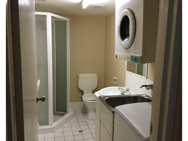 “Budds Beach Apartments”/43 Cypress Avenue, Surfers Paradise QLD 4217