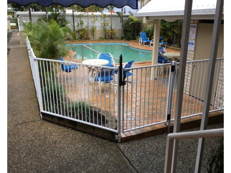 “Budds Beach Apartments”/43 Cypress Avenue, Surfers Paradise QLD 4217