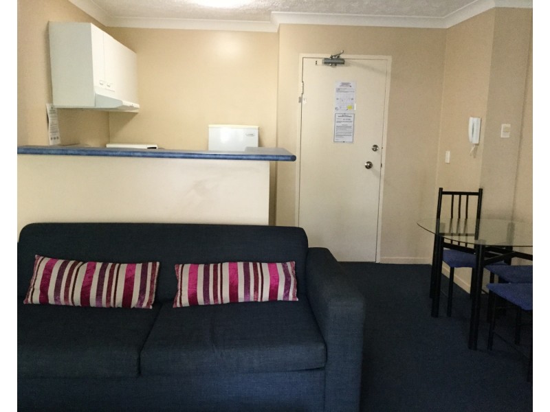 “Budds Beach Apartments”/43 Cypress Avenue, Surfers Paradise QLD 4217