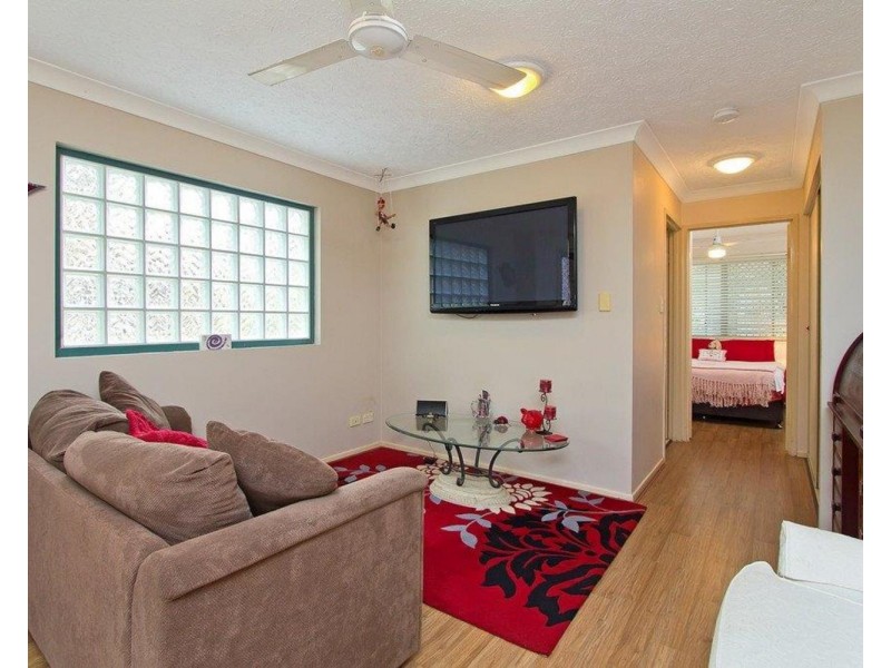 8/9 Stanhill Drive, Surfers Paradise QLD 4217