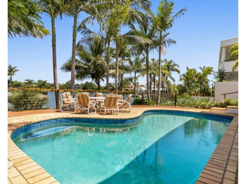 60 Blair Athol Crescent, Sorrento QLD 4217