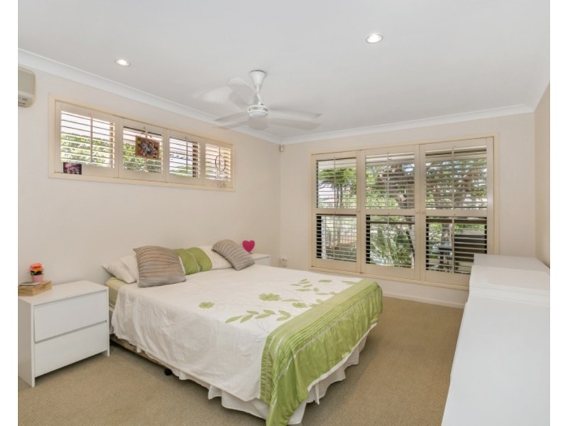 60 Blair Athol Crescent, Sorrento QLD 4217