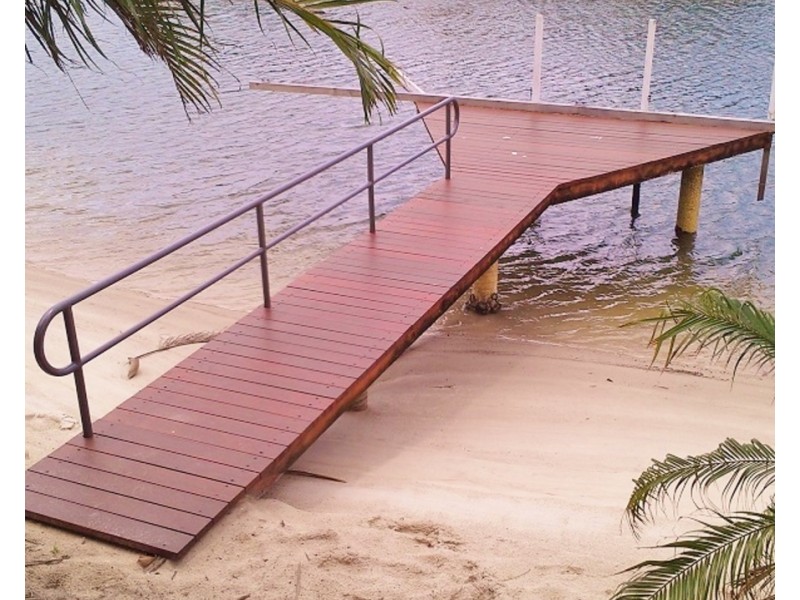 98 Commodore Drive, Surfers Paradise QLD 4217