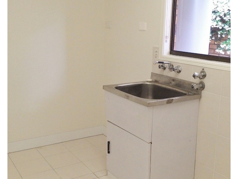 98 Commodore Drive, Surfers Paradise QLD 4217