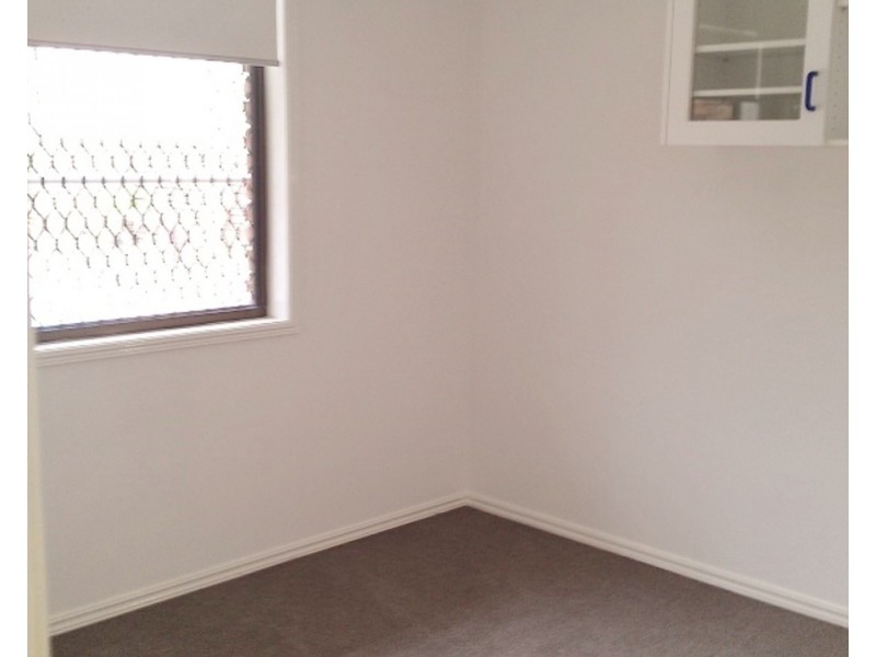 98 Commodore Drive, Surfers Paradise QLD 4217