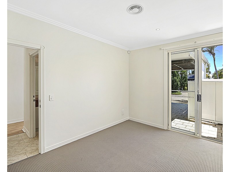 2/103 Salerno Street, Surfers Paradise QLD 4217