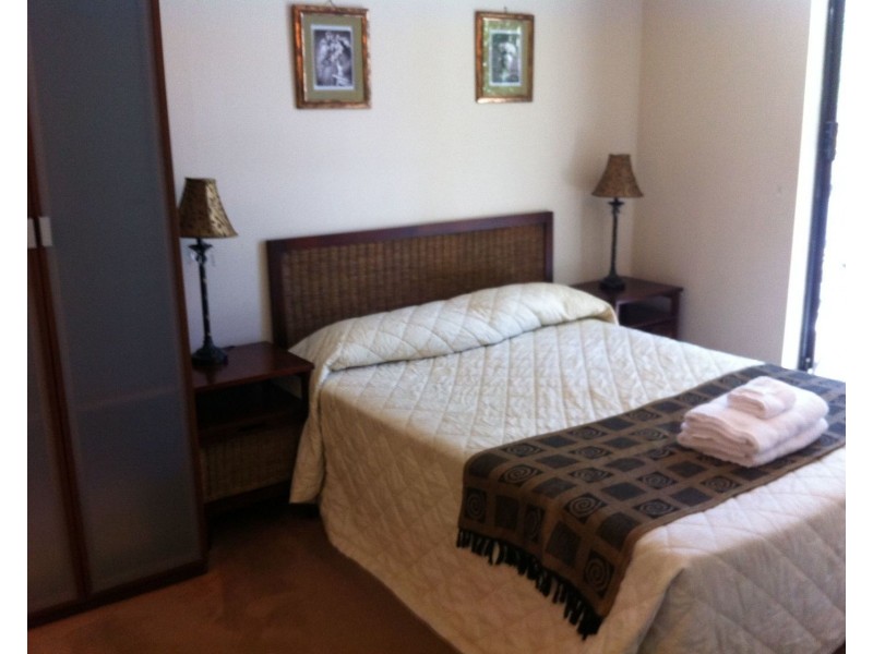 Alexander/2943 Gold Coast Highway, Surfers Paradise QLD 4217