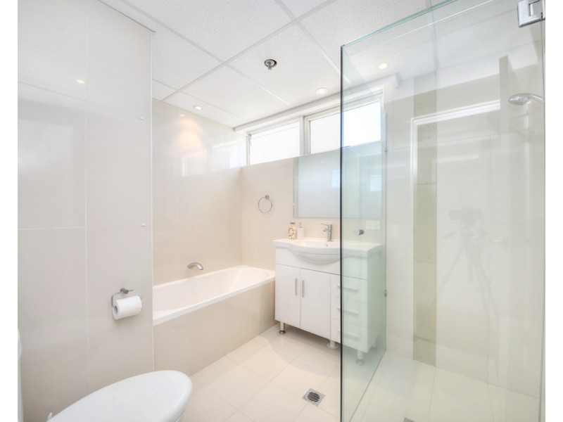 2605/3422 Surfers Paradise Boulevard, Surfers Paradise QLD 4217