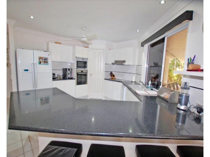 15 Cathedral Avenue, Molendinar QLD 4214