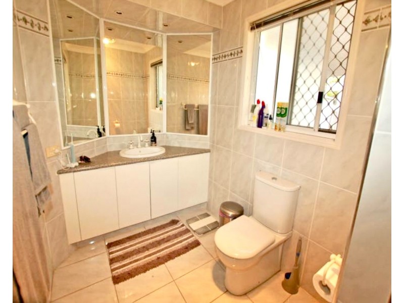 15 Cathedral Avenue, Molendinar QLD 4214