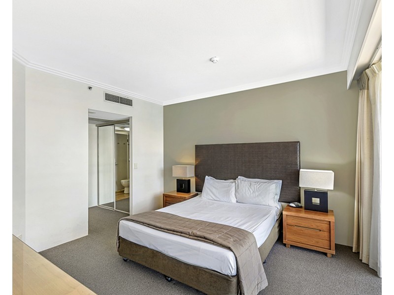 “Crown Tower”/5-19 Palm Avenue, Surfers Paradise QLD 4217