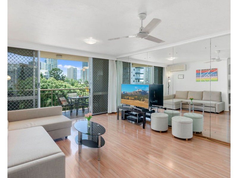 9/11 Riverview Parade, Surfers Paradise QLD 4217