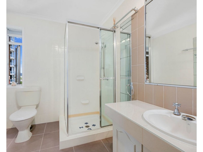 9/11 Riverview Parade, Surfers Paradise QLD 4217