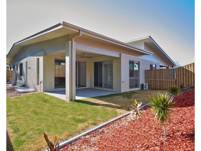 2/20 Dorretti Circuit, Upper Coomera QLD 4209