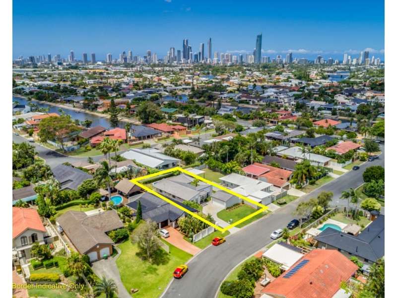 11 Dunbarton Avenue, Sorrento QLD 4217