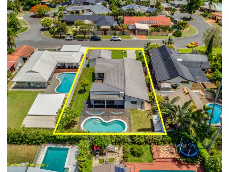 11 Dunbarton Avenue, Sorrento QLD 4217