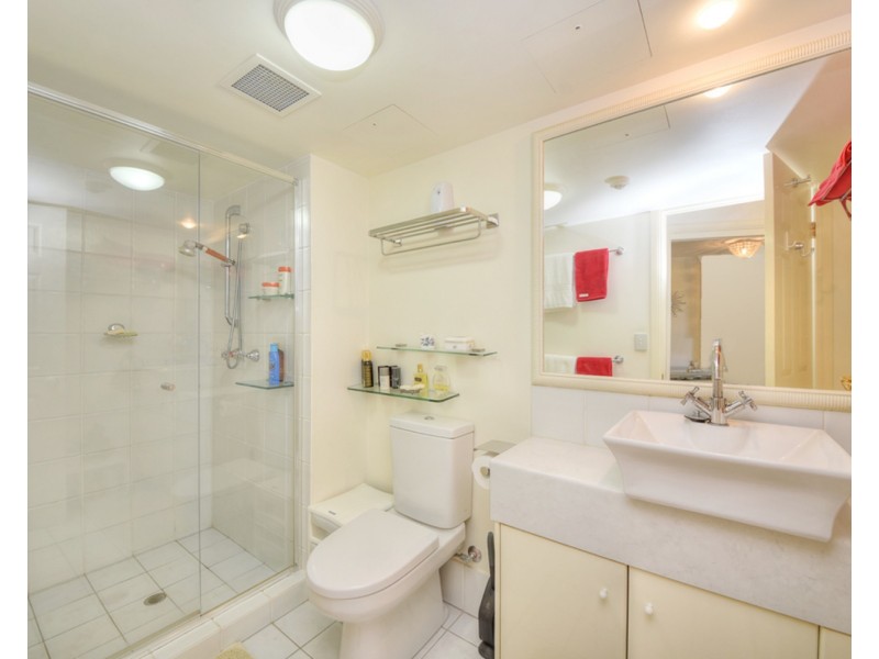 Marrakesh/9-21  Beach Parade, Surfers Paradise QLD 4217