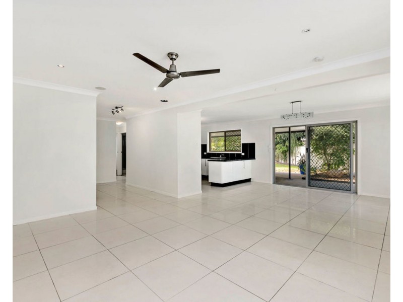 31 Coombabah Road, Runaway Bay QLD 4216