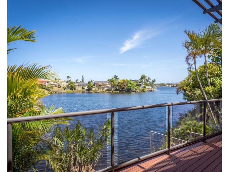 6 Key Biscayne, Clear Island Waters QLD 4226