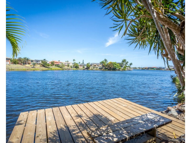 6 Key Biscayne, Clear Island Waters QLD 4226