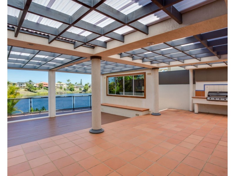 6 Key Biscayne, Clear Island Waters QLD 4226