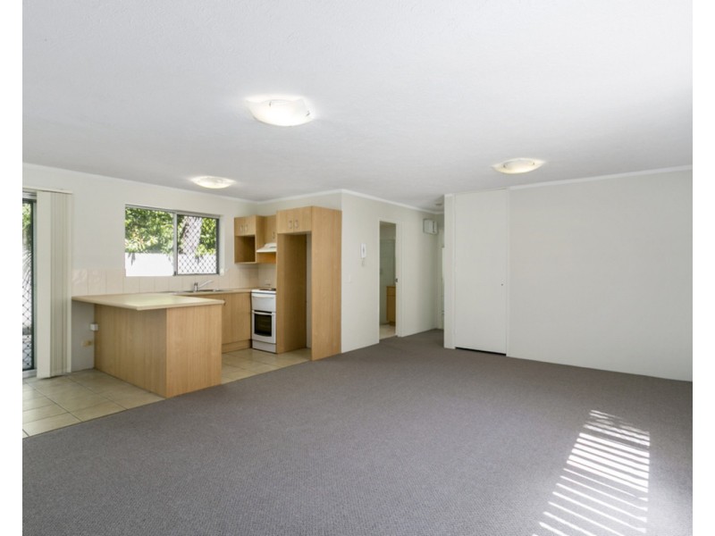 164 Frank Street, Labrador QLD 4215