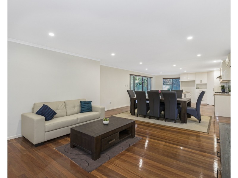 58 Boronia Avenue, Holland Park West QLD 4121