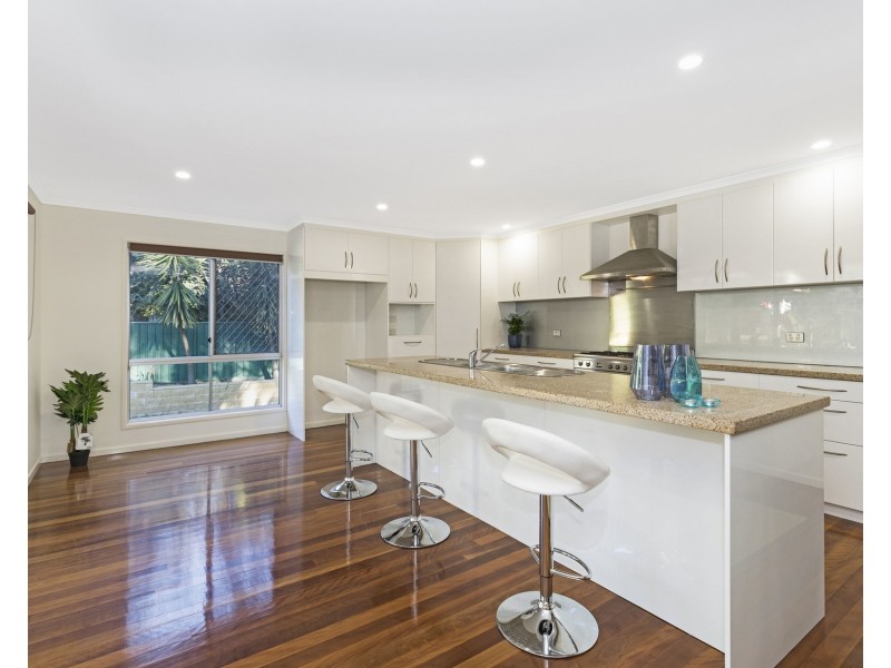 58 Boronia Avenue, Holland Park West QLD 4121