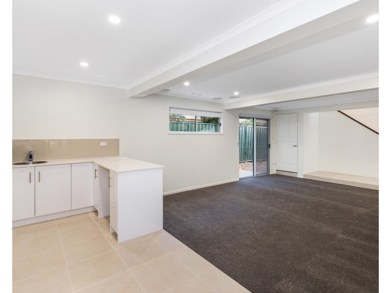 58 Boronia Avenue, Holland Park West QLD 4121