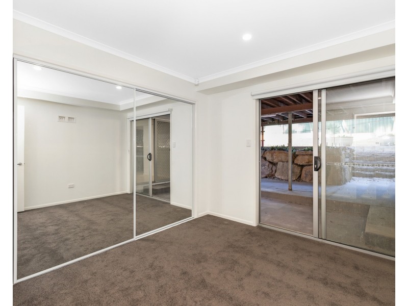 58 Boronia Avenue, Holland Park West QLD 4121