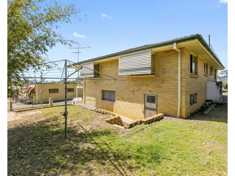 57 Monash Road, Tarragindi QLD 4121