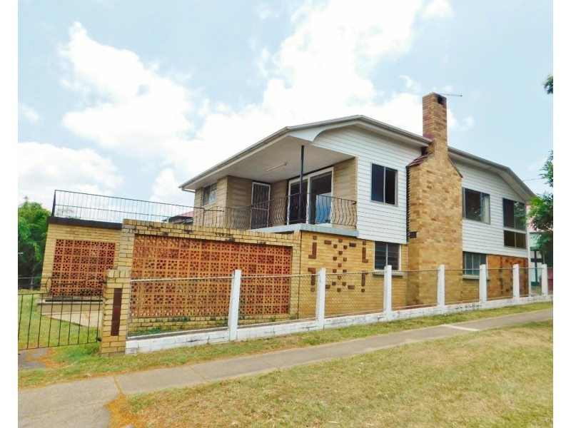 2 Stephens Street, Annerley QLD 4103