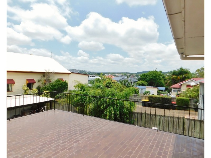 2 Stephens Street, Annerley QLD 4103
