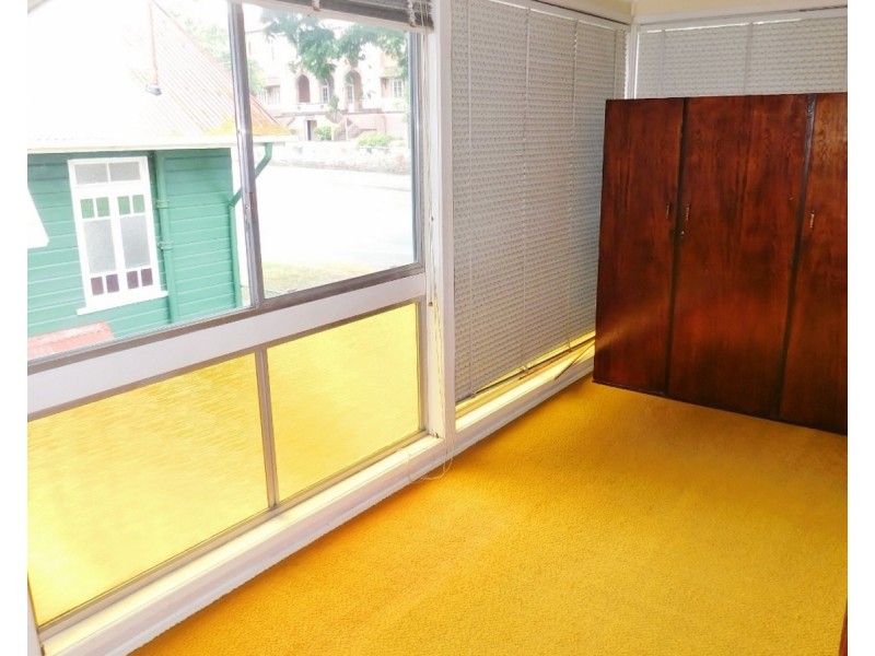 2 Stephens Street, Annerley QLD 4103